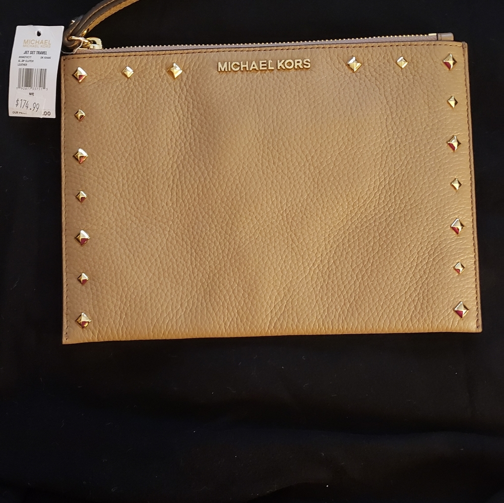 Michael Kors zip clutch